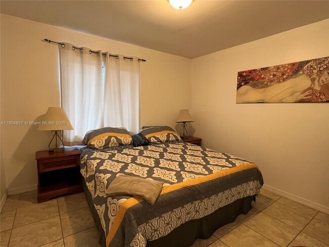 Building Photo - 2242 Jackson St