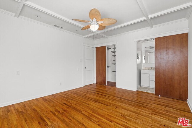 Building Photo - 4352 Globe Ave