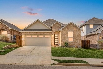 Building Photo - 904 Balsora Cv