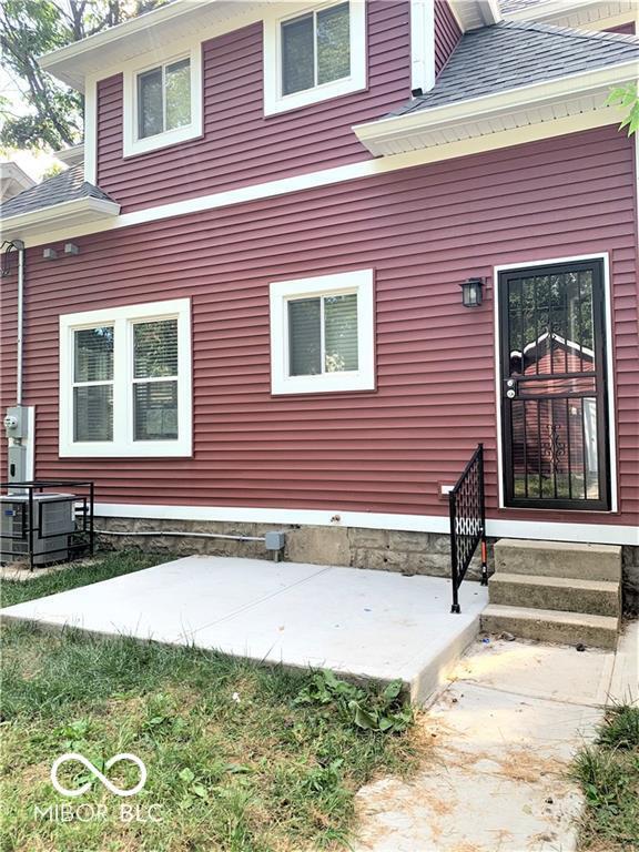Building Photo - 3621 N Kenwood Ave