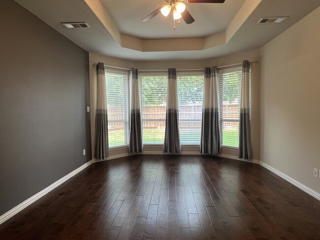 Building Photo - 2104 Indigo Dr