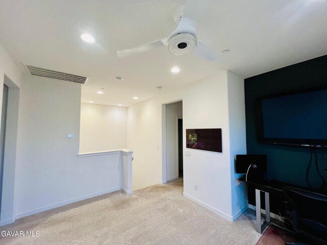 Building Photo - 28747 Jardineras Dr