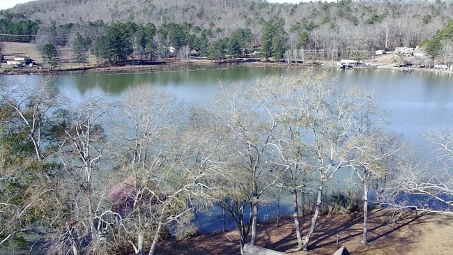 Building Photo - Coolant River Water Front 4 Bedrooms / 2 F...