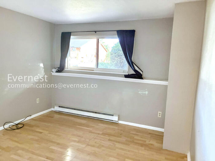 Building Photo - 2640 Juniper Ave