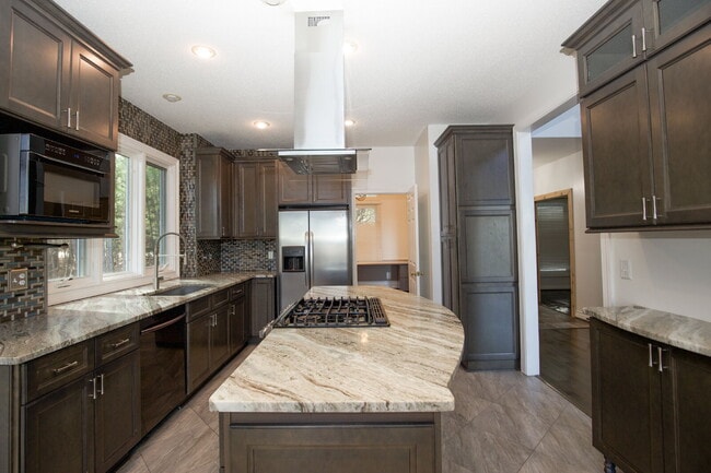 Building Photo - "Modern 3-Bedroom Home with 3 Full Bathrooms and Spacious Living Areas in Vass, NC!"