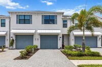 Building Photo - 13021 Pembroke Dr