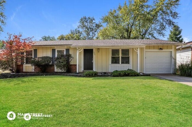 Primary Photo - 2624 LINDSAY LN, FLORISSANT, MO 63031