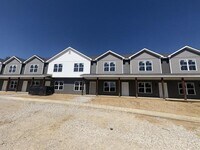 Building Photo - 225 Coral Sea Way