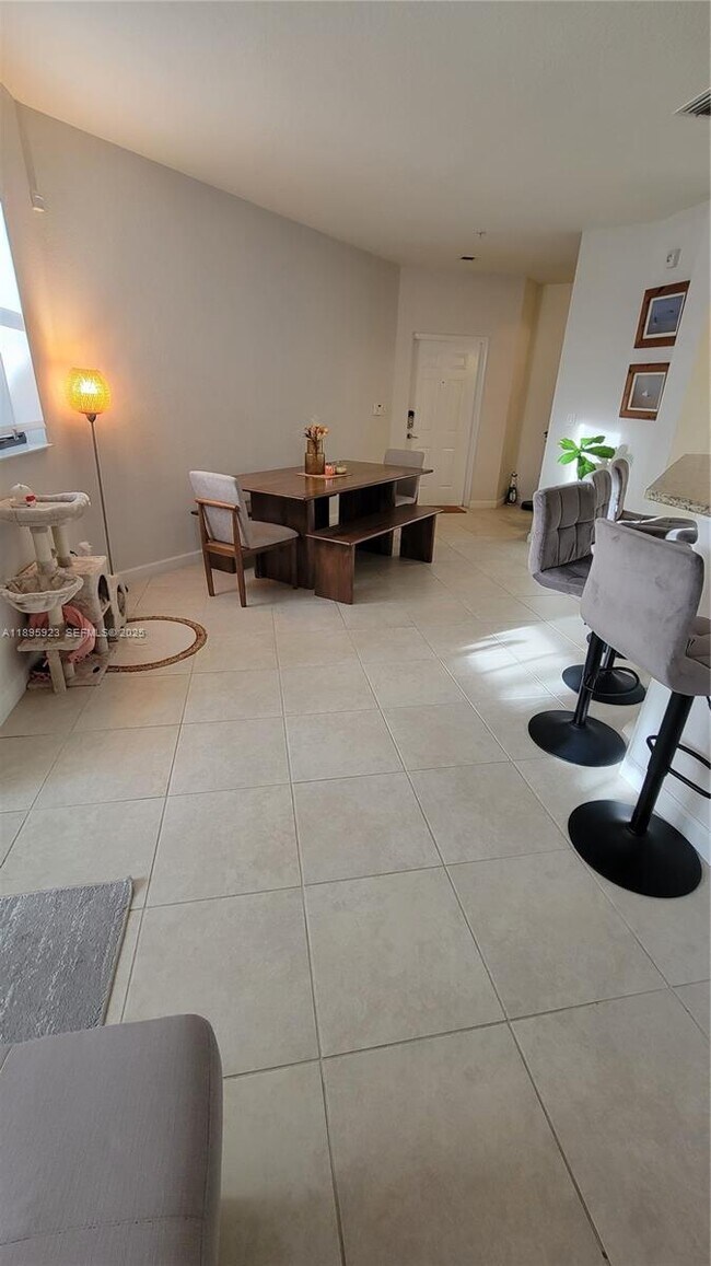 Building Photo - 10630 NW 88th St