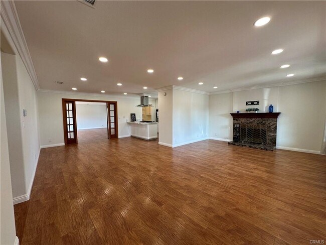 Building Photo - 6171 Winslow Dr