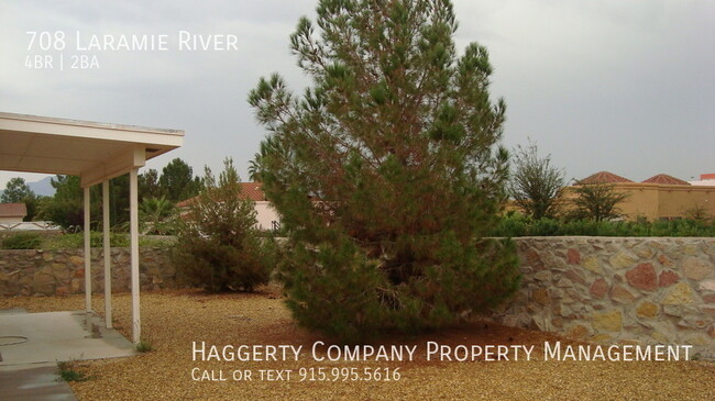 Building Photo - West El Paso 4 bed refrig A/C Home