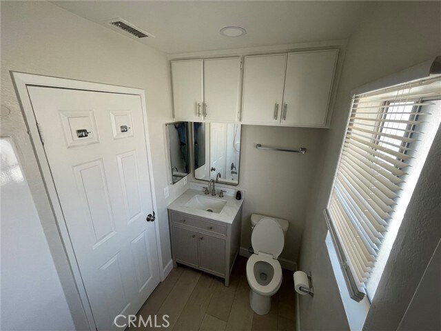 Building Photo - 3703 S Country Oaks Loop