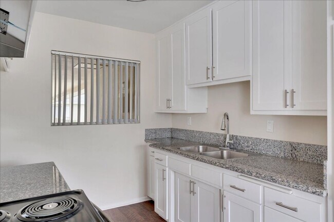 Interior Photo - Melrose Place Apartments