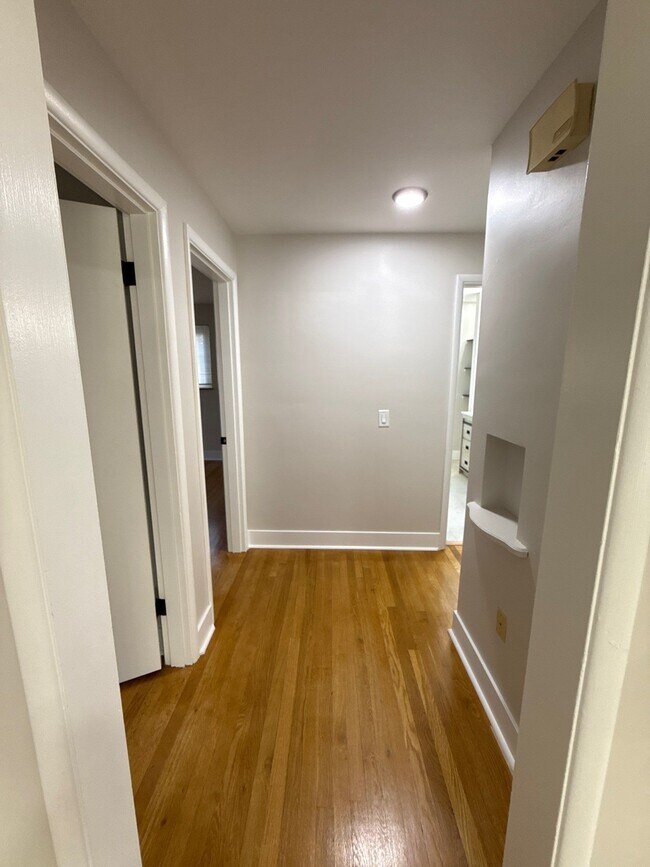 Building Photo - SFH Montgomery