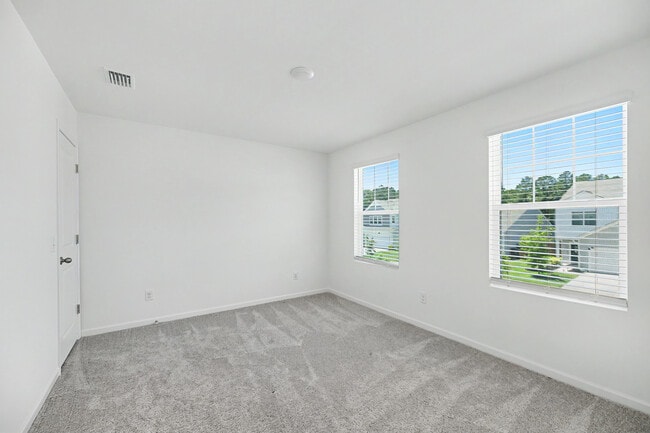 Building Photo - Ocean Farm Dr