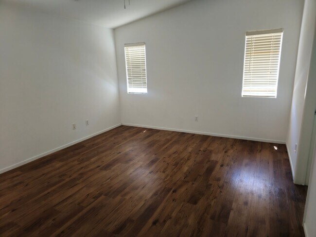 Building Photo - 3 Bedroom Home for rent.