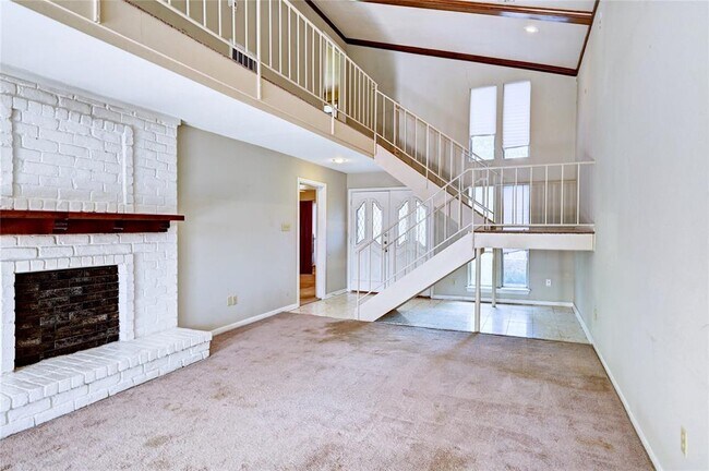 Building Photo - 2610 Princess Ln