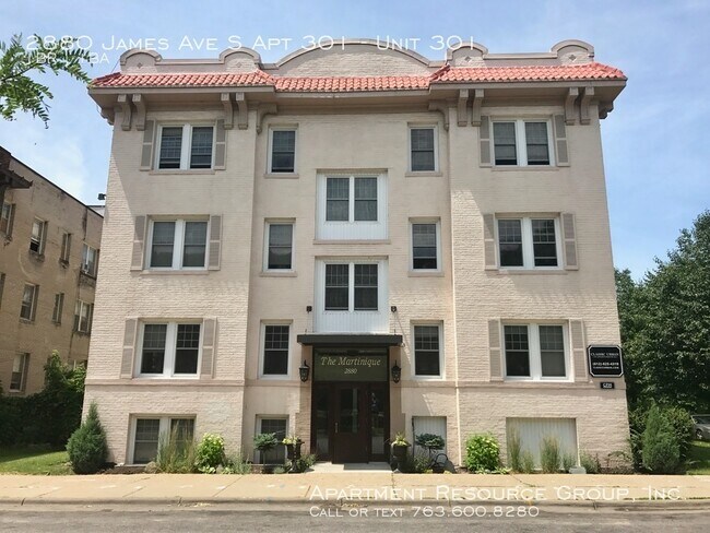 Building Photo - 2880 James - The Martinique Apts