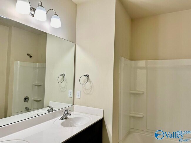 Building Photo - 127 Melbridge Dr