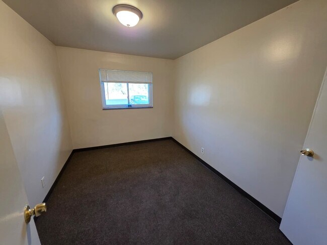 Building Photo - 510 E Pittsburgh McKeesport Blvd