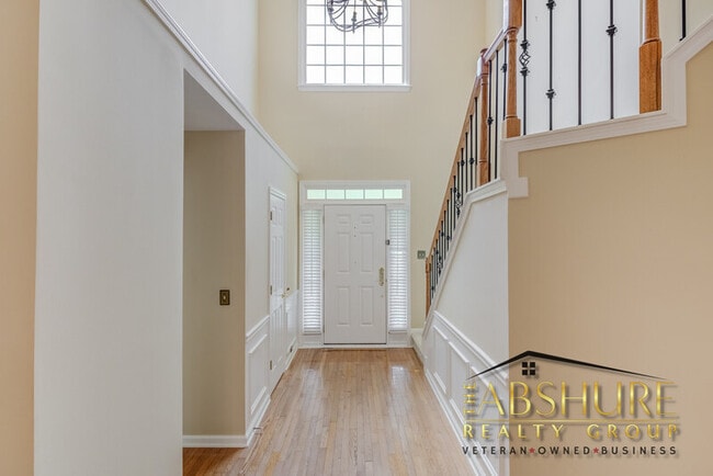 Building Photo - 9028 Stoney Run Dr