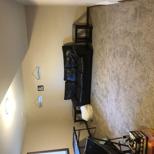 Den - 339 Railroad Ave