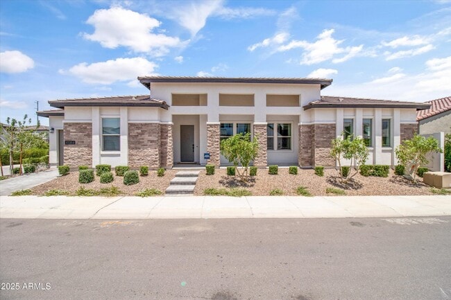 Building Photo - 17254 W Vacaville St