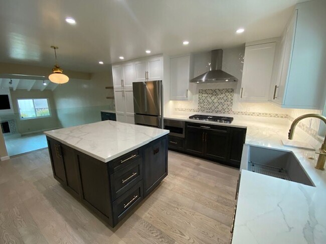 Building Photo - 714 Timber Trail