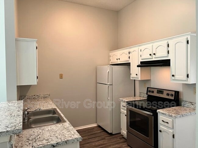 Building Photo - 1266 Payton Dr N