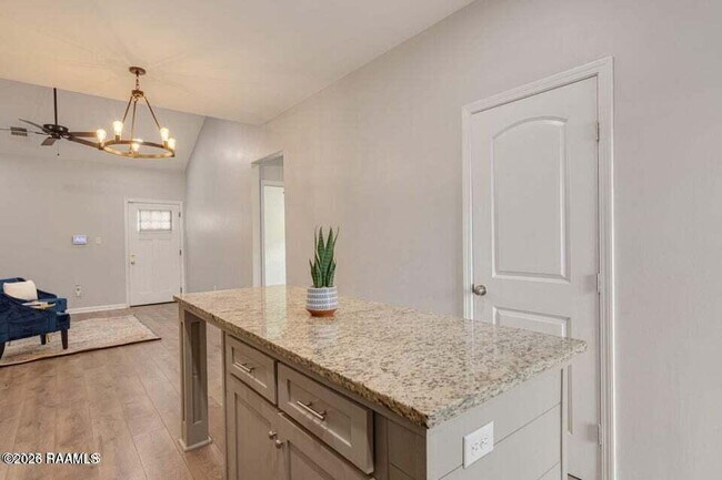 Building Photo - 109 Tyreek Dr