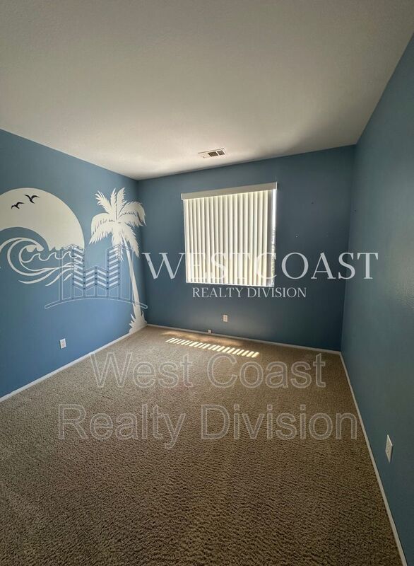 Building Photo - 26719 Evergreen Ave