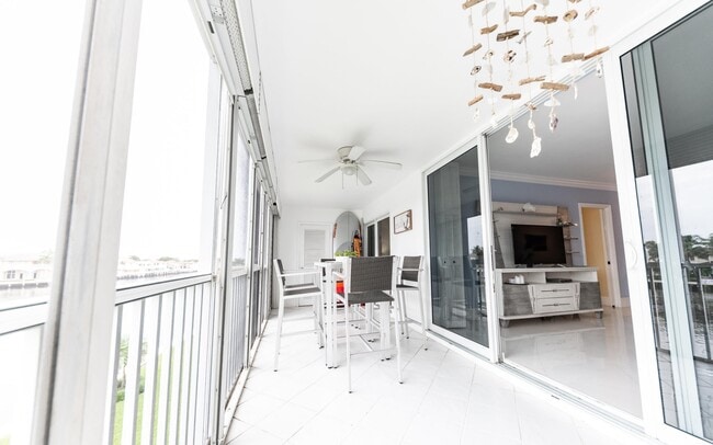 Building Photo - 3100 S Ocean Blvd