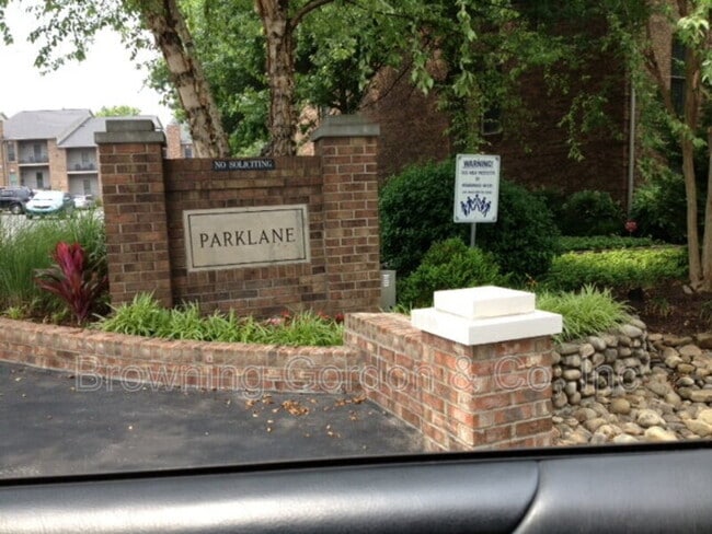 Primary Photo - 302 Sloan Rd