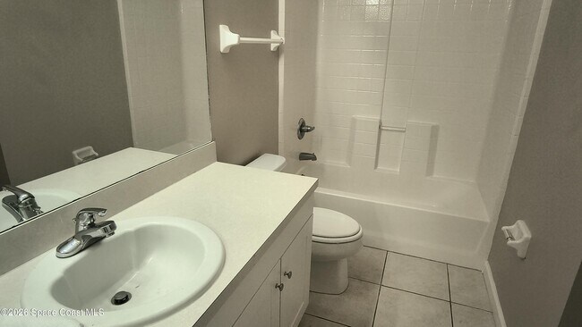 Building Photo - 582 Consolata Ave NW