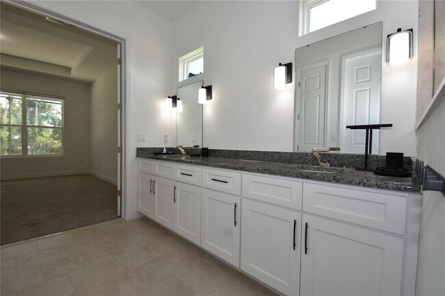Building Photo - 108 Plainview Dr