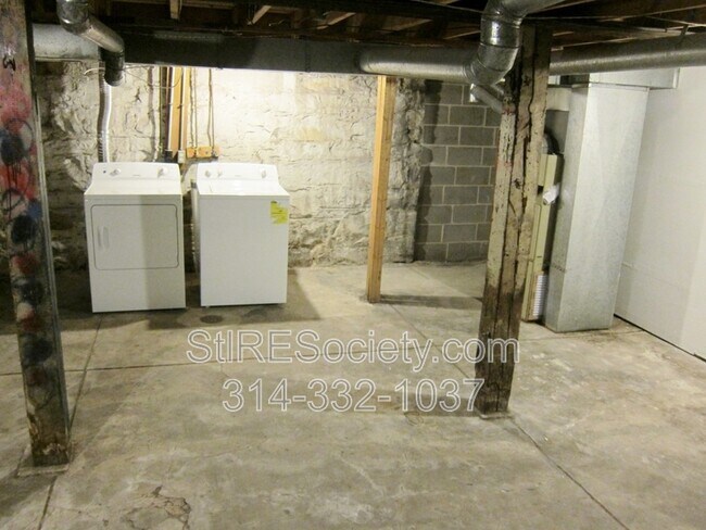 Building Photo - 3837 Shenandoah Ave