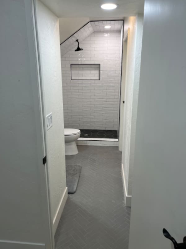 Building Photo - 4059 Ridge St