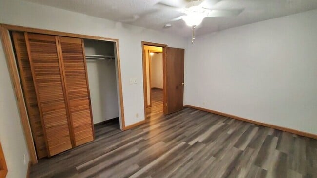 Building Photo - 6235 Langdon Ave SW