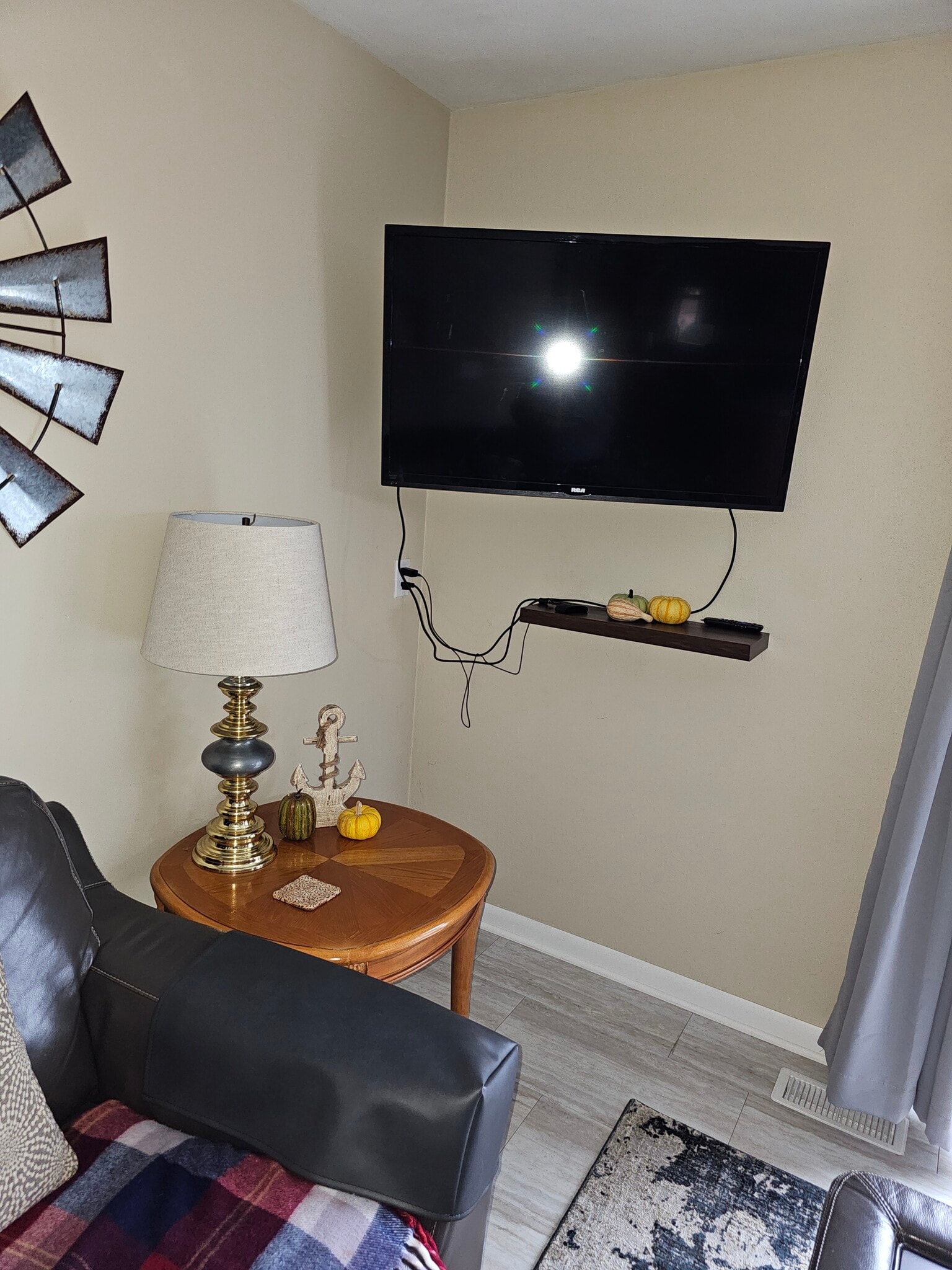 Building Photo - 918 12th St