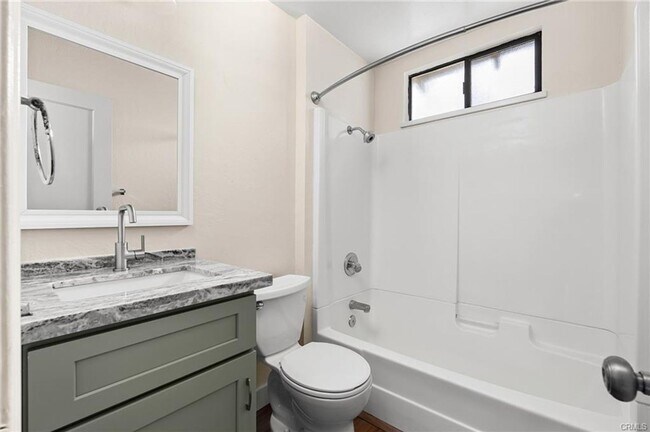 Building Photo - 1421 Citrus Ave