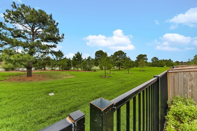 Building Photo - 11731 Tranquility Summit Dr
