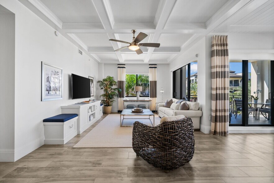 Building Photo - 1035 3rd Ave S