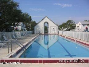Building Photo - 526 Beach Park Ln