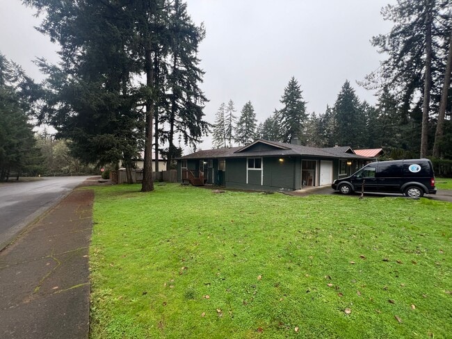 Building Photo - 2-Bedroom 1-Bathroom Duplex in Veneta