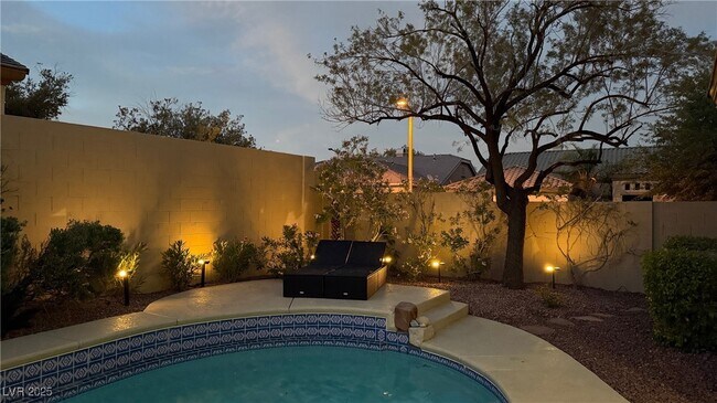 Building Photo - 10640 Warrior Ct