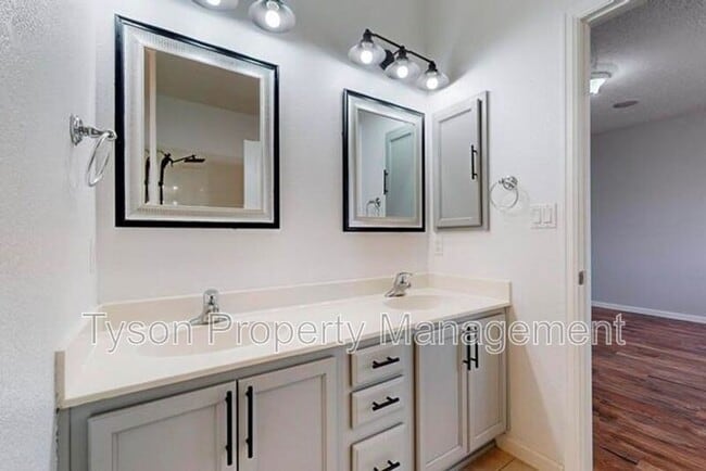 Building Photo - 3509 Tierra Abierta Pl NE