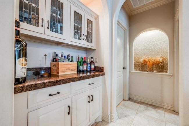 Building Photo - 13911 Royal Springs Ct