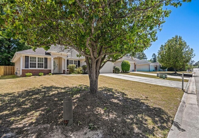 Building Photo - 2056 Sylvan Lake Dr