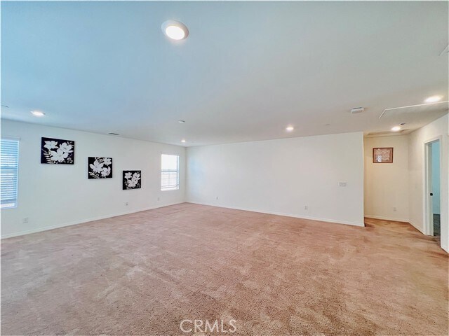 Building Photo - 3172 E Mt Rainier Drive
