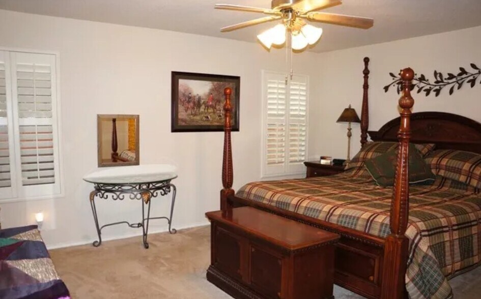 Building Photo - 26703 Redstone Hl